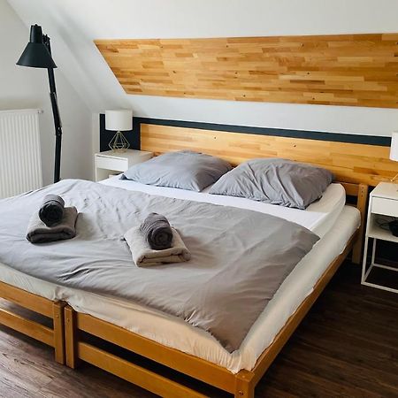 Gemutliches, Stadtnahes 2-Zimmer Apartment Mit Netflix Bielefeld Exteriör bild