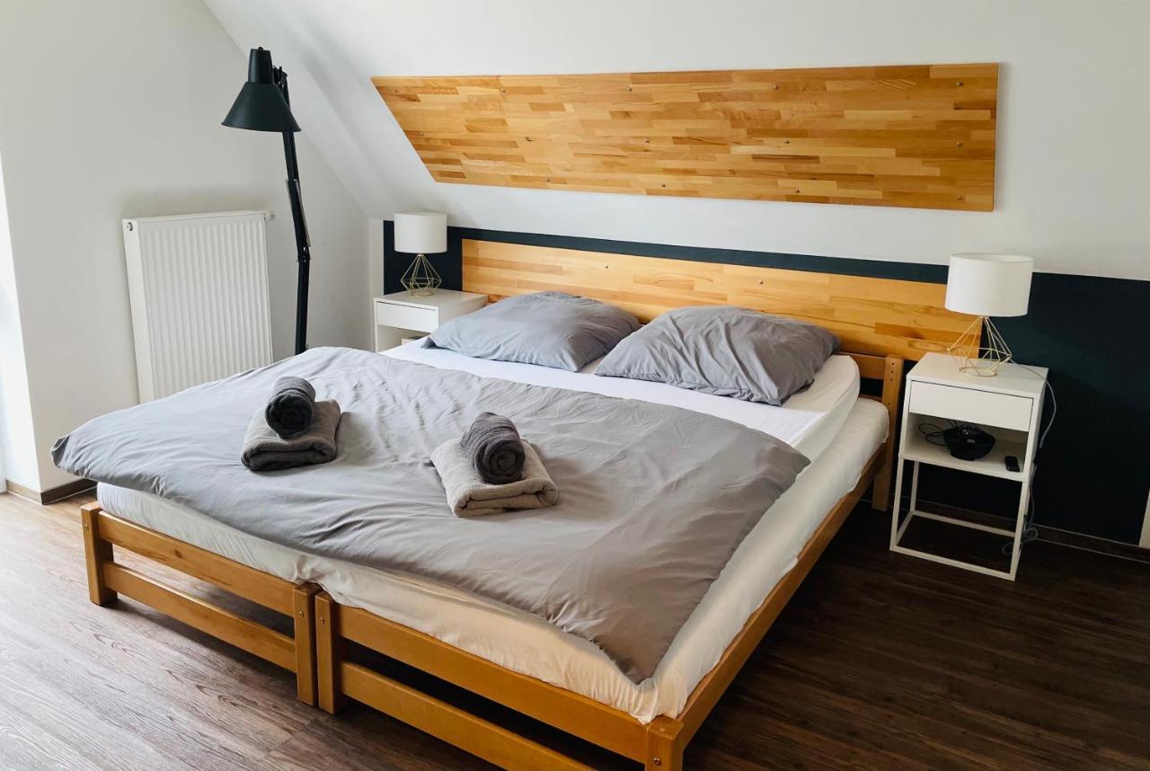 Gemutliches, Stadtnahes 2-Zimmer Apartment Mit Netflix Bielefeld Exteriör bild
